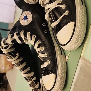Size 10 women, size 10 men leather knee high converse chucks sneakers